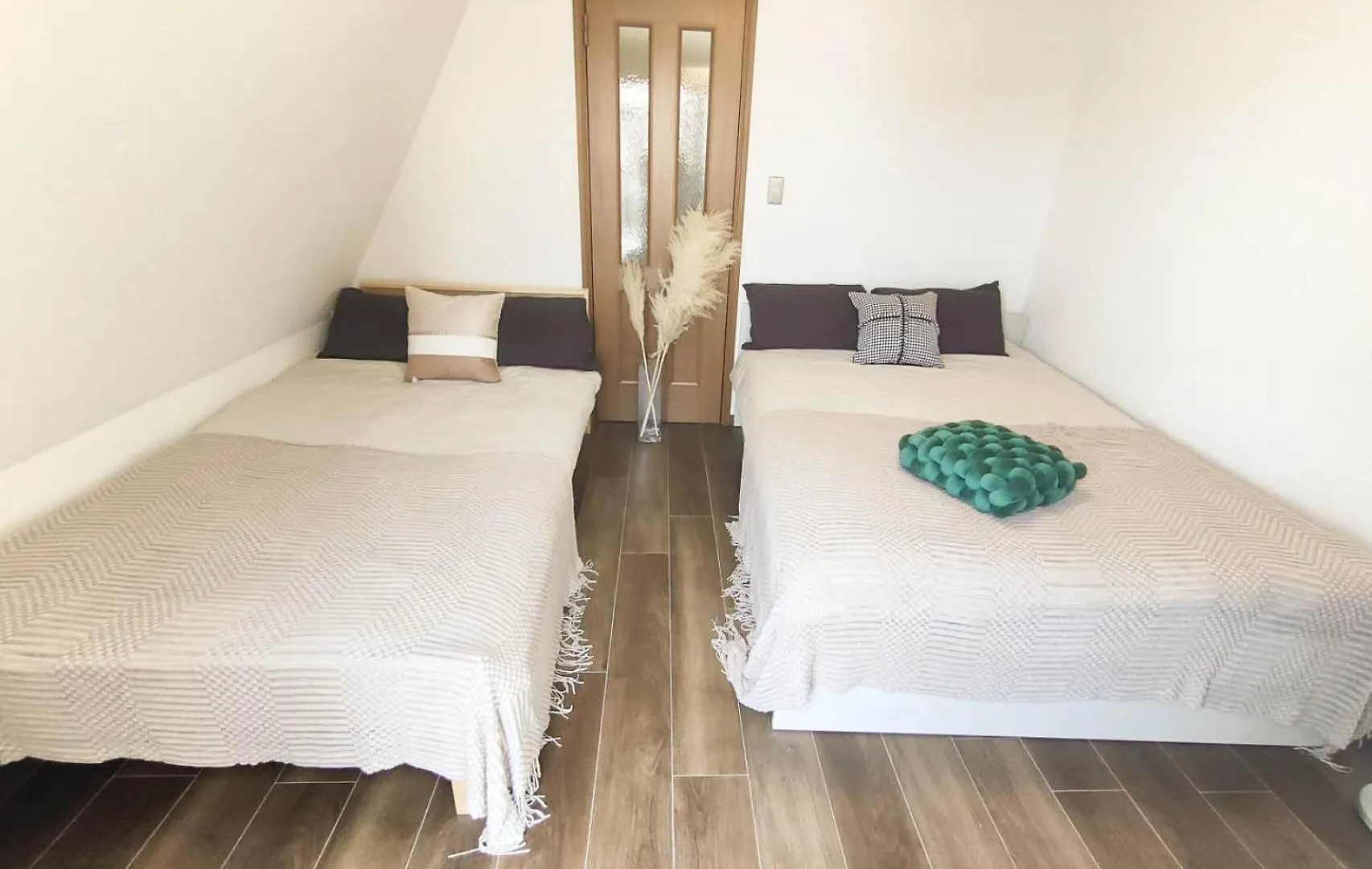 Apartamento 新宿一站 完全独立3层别墅 3室1厅1浴室2卫生间 全新装修 最大12人 Near Shinjuku Max12P Tóquio